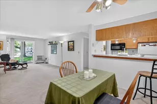 4320 Melody Ln, Madison, WI 53704 - Photo 13