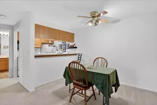 4320 Melody Ln, Madison, WI 53704 - Photo 11