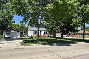 508 Prospect Ave, Beaver Dam, WI 53916 - Photo 1