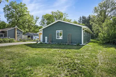 207 S Rutland Avenue, Brooklyn, WI 53521 - Photo 49
