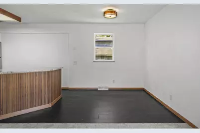 207 S Rutland Avenue, Brooklyn, WI 53521 - Photo 15