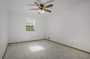 207 S Rutland Ave, Brooklyn, WI 53521 - Photo 43