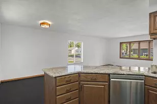 207 S Rutland Ave, Brooklyn, WI 53521 - Photo 19
