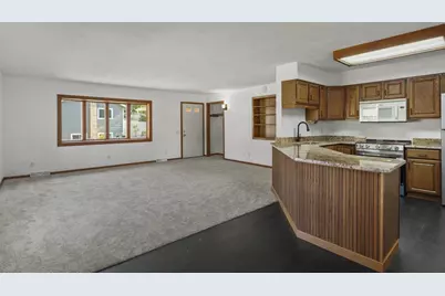207 S Rutland Avenue, Brooklyn, WI 53521 - Photo 17