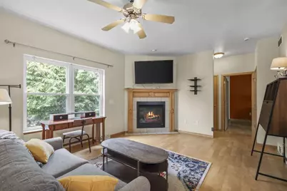 1906 Northwestern Avenue, Madison, WI 53704 - Photo 3