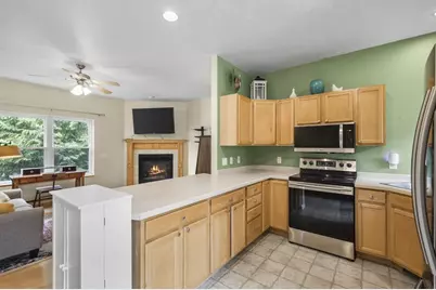 1906 Northwestern Avenue, Madison, WI 53704 - Photo 9
