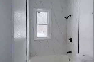 2611 N 33rd St, Milwaukee, WI 53210 - Photo 9