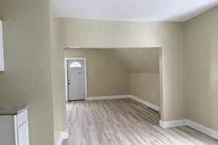 2611 N 33rd St, Milwaukee, WI 53210 - Photo 13