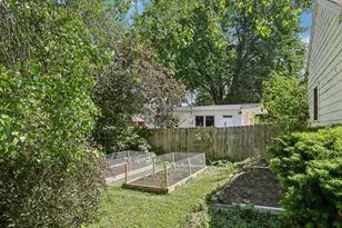 1329 N Sherman Ave, Madison, WI 53704 - Photo 31
