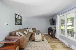 621 7 Nations Dr, Madison, WI 53713 - Photo 9