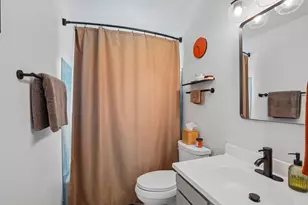 2710 Golden Gate Way, Madison, WI 53713 - Photo 11
