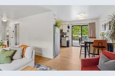 2710 Golden Gate Way, Madison, WI 53713 - Photo 5