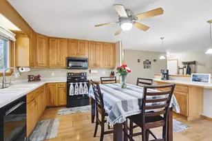 2229 Westbrook Ln, Madison, WI 53711 - Photo 5