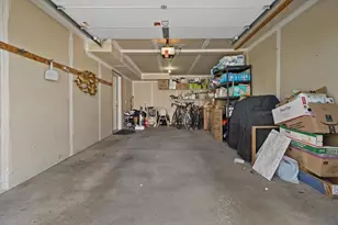 3236 Stonecreek Dr, Madison, WI 53719 - Photo 23