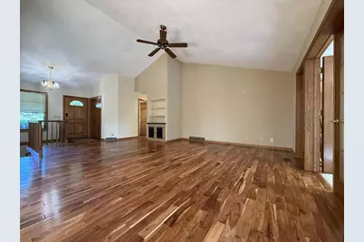 3259 Thames Lane, Janesville, WI 53546 - Photo 7