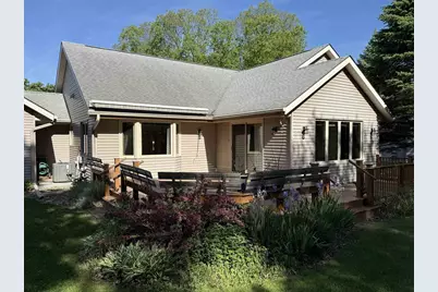 3259 Thames Lane, Janesville, WI 53546 - Photo 3