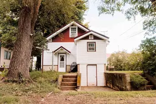 115 N Prairie St, Prairie Du Chien, WI 53821 - Photo 3