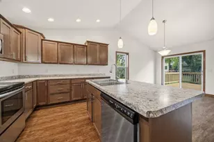 390 Meadow Ln, Columbus, WI 53925 - Photo 15