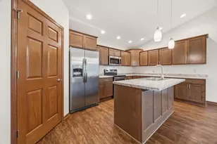 390 Meadow Ln, Columbus, WI 53925 - Photo 17