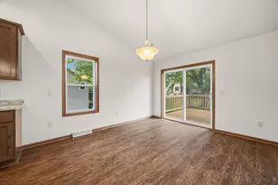 390 Meadow Ln, Columbus, WI 53925 - Photo 19