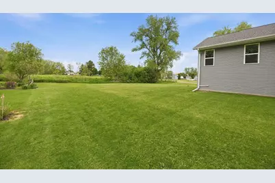 390 Meadow Lane, Columbus, WI 53925 - Photo 57
