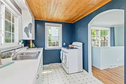 4711 Camden Road, Madison, WI 53716 - Photo 7