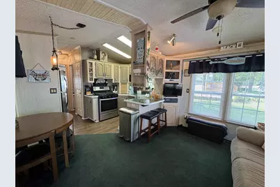 208 Hillside Drive, Edgerton, WI 53534 - Photo 7