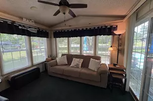 208 Hillside Dr, Edgerton, WI 53534 - Photo 9
