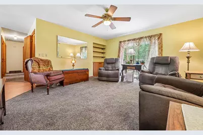 135 Riverview Heights, Mayville, WI 53050 - Photo 9
