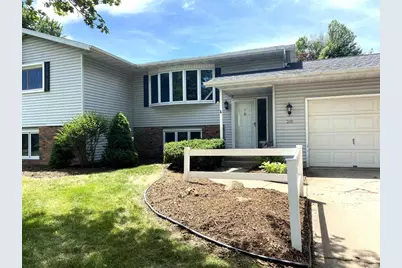 210 Avalon Road, Columbus, WI 53925 - Photo 5