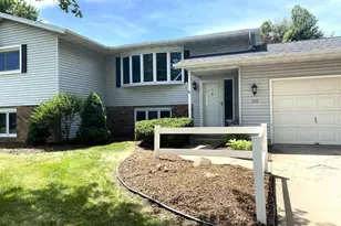 210 Avalon Rd, Columbus, WI 53925 - Photo 5
