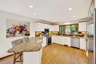 1 White Oaks Ln, Madison, WI 53711 - Photo 17