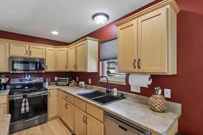501 Pine Lawn Parkway, Verona, WI 53593 - Photo 13