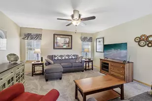 501 Pine Lawn Pkwy, Verona, WI 53593 - Photo 7