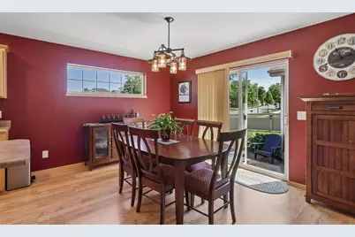 501 Pine Lawn Parkway, Verona, WI 53593 - Photo 5