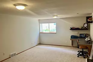 1505 Dayflower Dr, Madison, WI 53719 - Photo 33