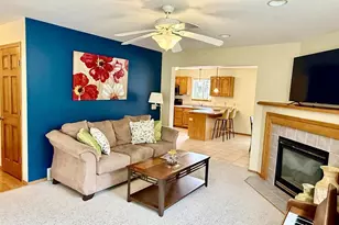 1505 Dayflower Dr, Madison, WI 53719 - Photo 7