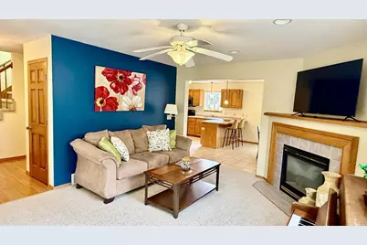 1505 Dayflower Drive, Madison, WI 53719 - Photo 5