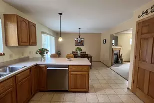 1505 Dayflower Dr, Madison, WI 53719 - Photo 17