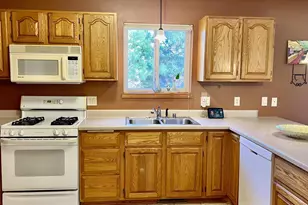 1505 Dayflower Dr, Madison, WI 53719 - Photo 31