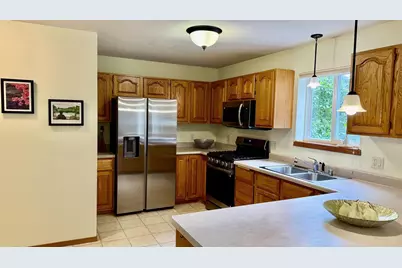 1505 Dayflower Drive, Madison, WI 53719 - Photo 15