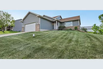202 Michelle Lane, Cottage Grove, WI 53527 - Photo 7