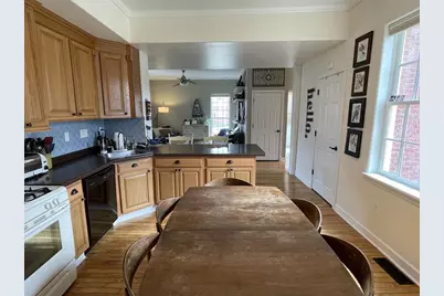 189 S High Street, Janesville, WI 53548 - Photo 9