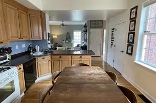 189 S High St, Janesville, WI 53548 - Photo 9