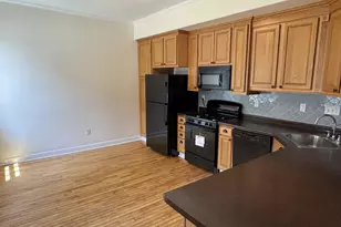 189 S High St, Janesville, WI 53548 - Photo 25