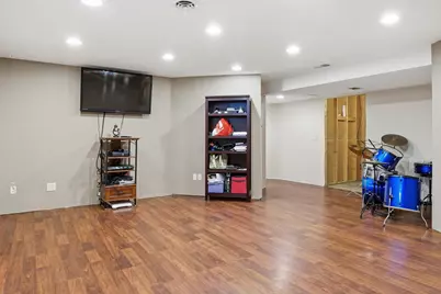 137 Covington Cove Circle, Deerfield, WI 53531 - Photo 21