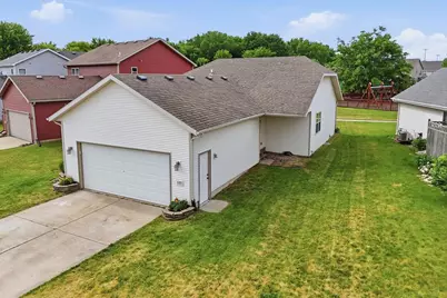 137 Covington Cove Circle, Deerfield, WI 53531 - Photo 13