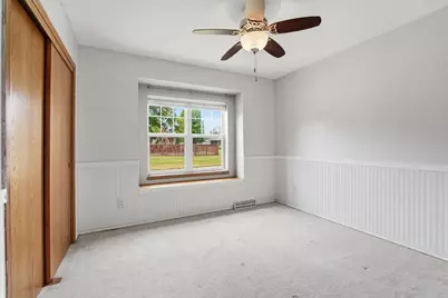 137 Covington Cove Circle, Deerfield, WI 53531 - Photo 19