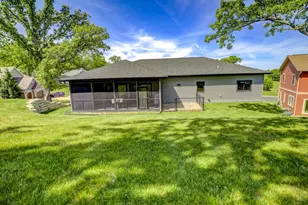107 Savannah Cir, Barneveld, WI 53507 - Photo 11