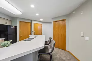 7203 Mid Town Rd, Madison, WI 53719 - Photo 17